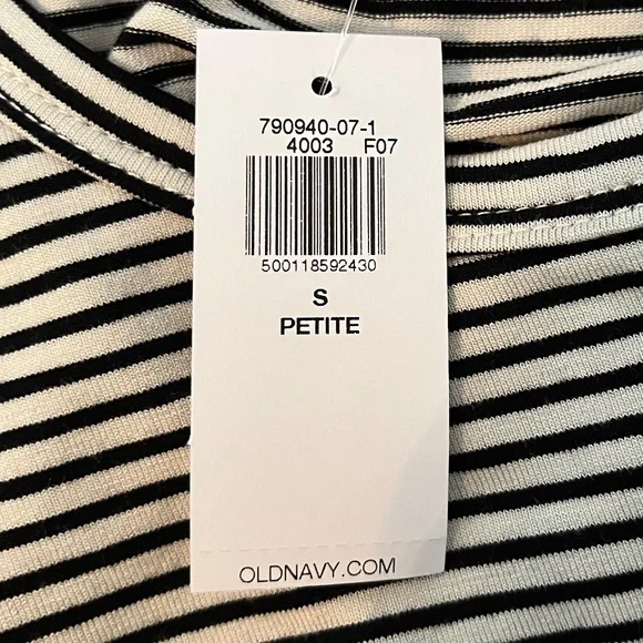 NWT Old Navy Women’s Luxe Black and White Stripes Sleeveless Tank Top - Size SP - Picture 8 of 9